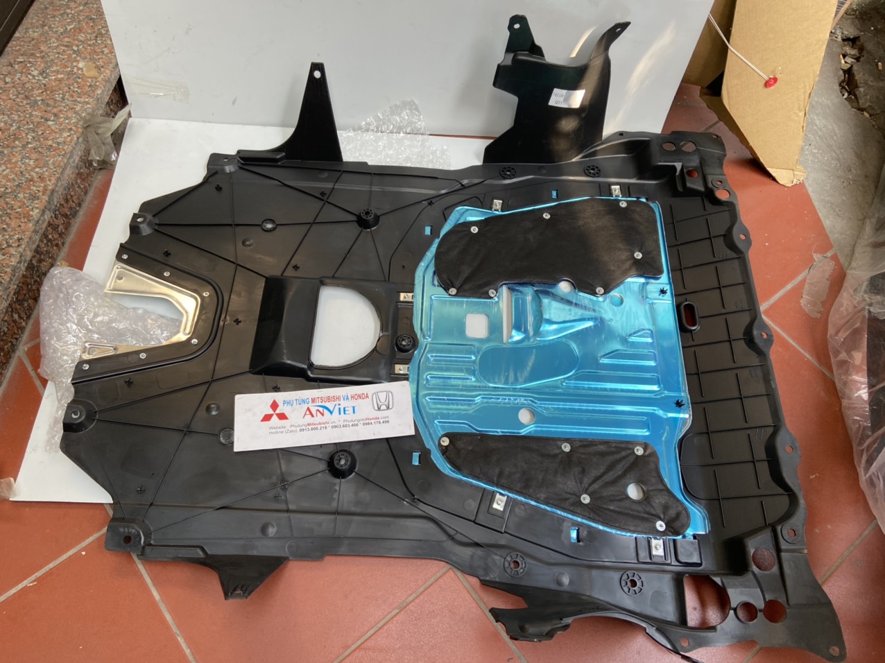 Chắn bùn gầm máy xe Honda CIVIC 2021